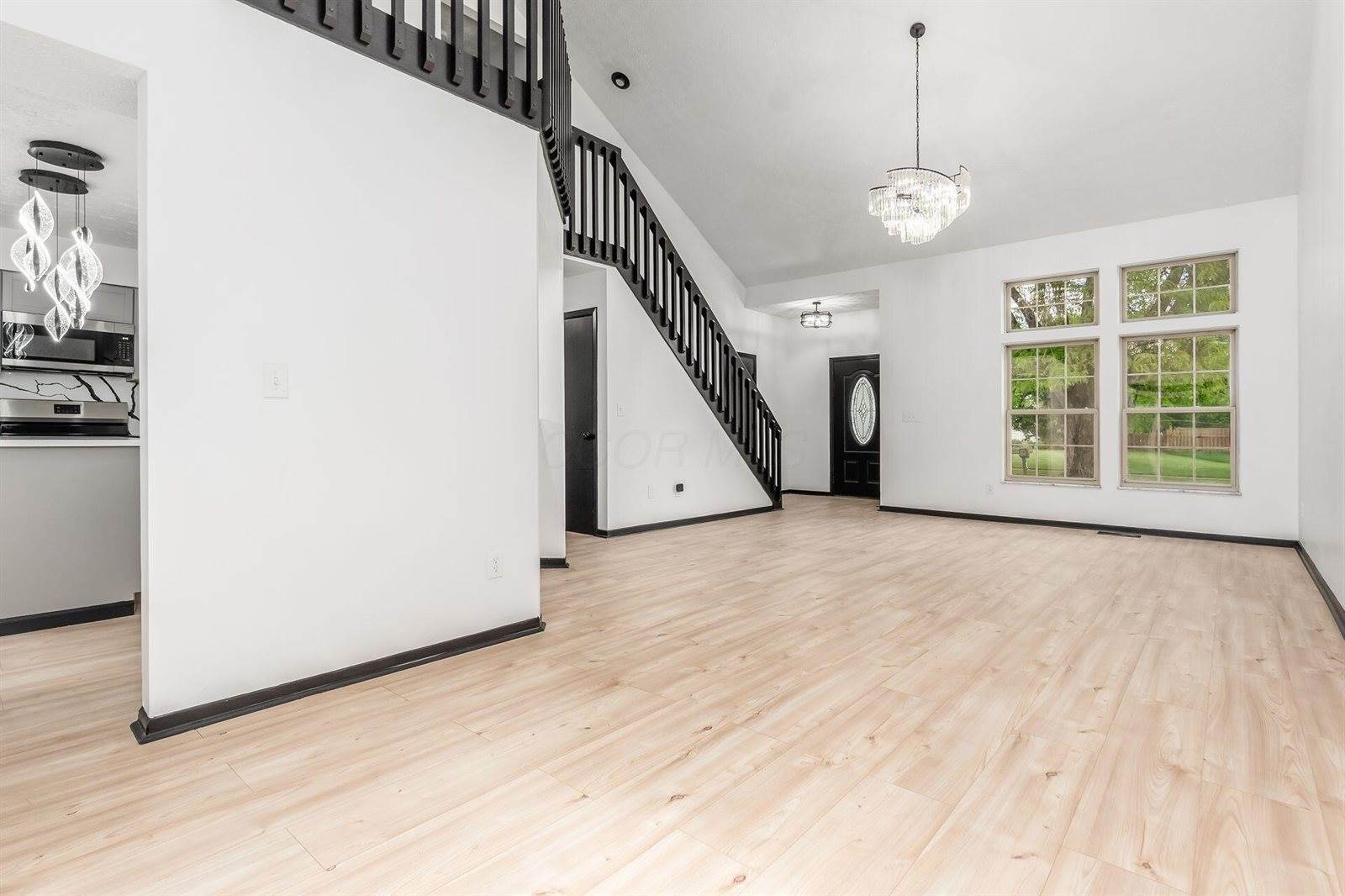 3499 Lindstrom Drive, Columbus, OH 43228