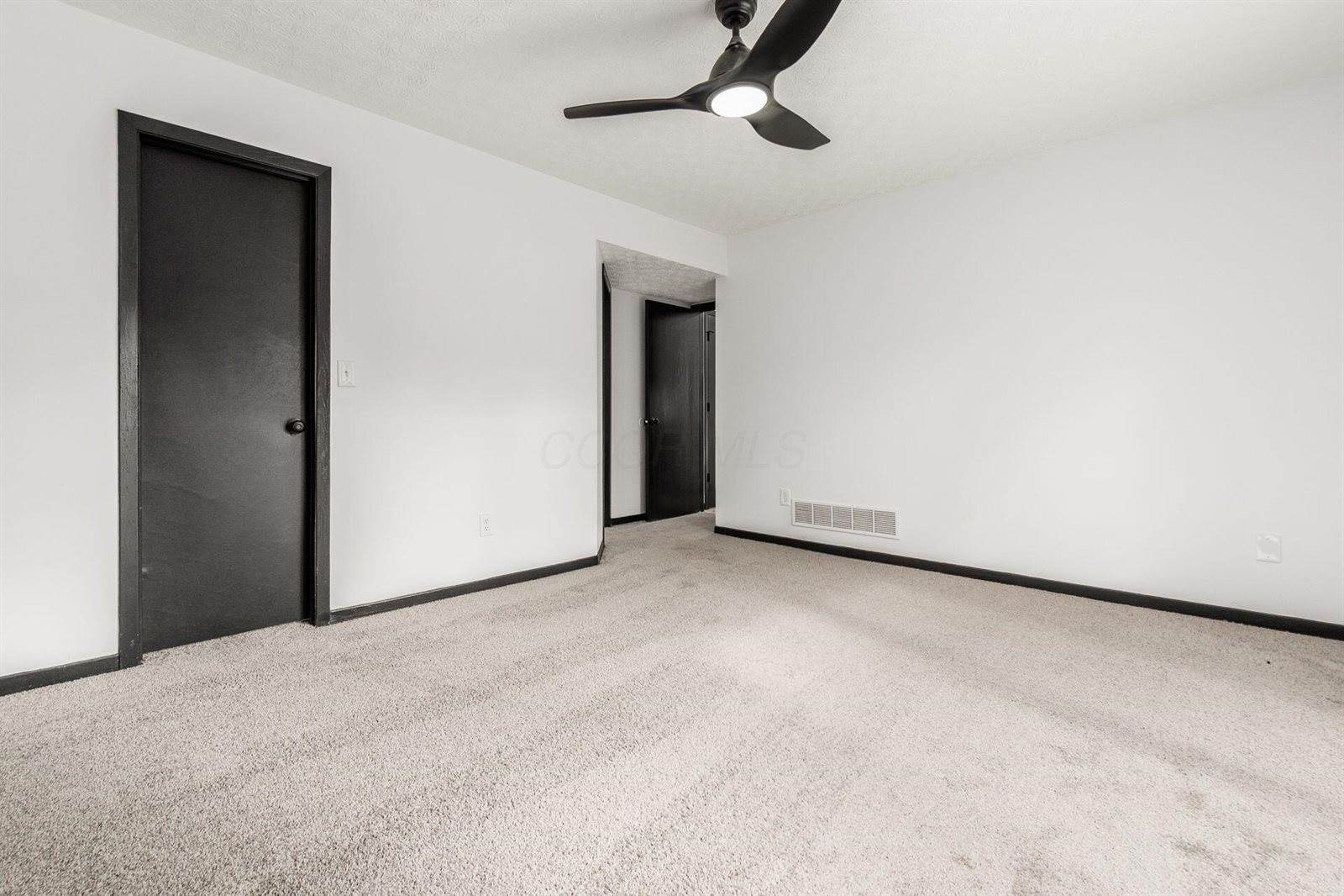 3499 Lindstrom Drive, Columbus, OH 43228