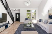3499 Lindstrom Drive, Columbus, OH 43228