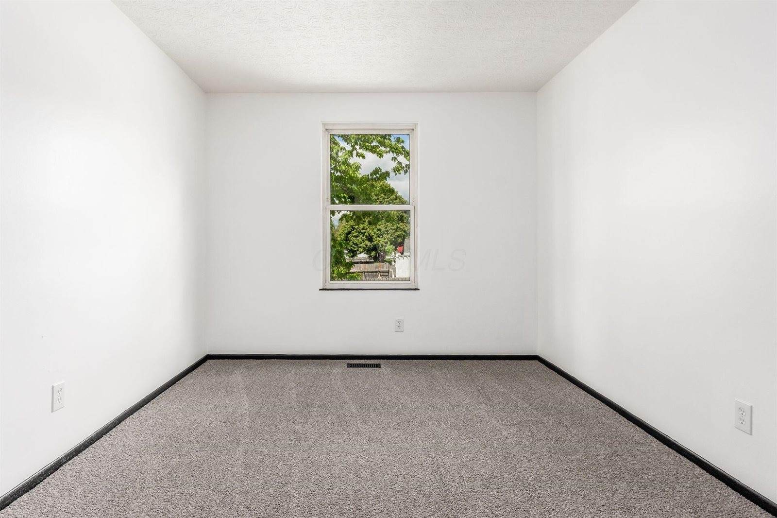 1137 Clement Drive, Columbus, OH 43085