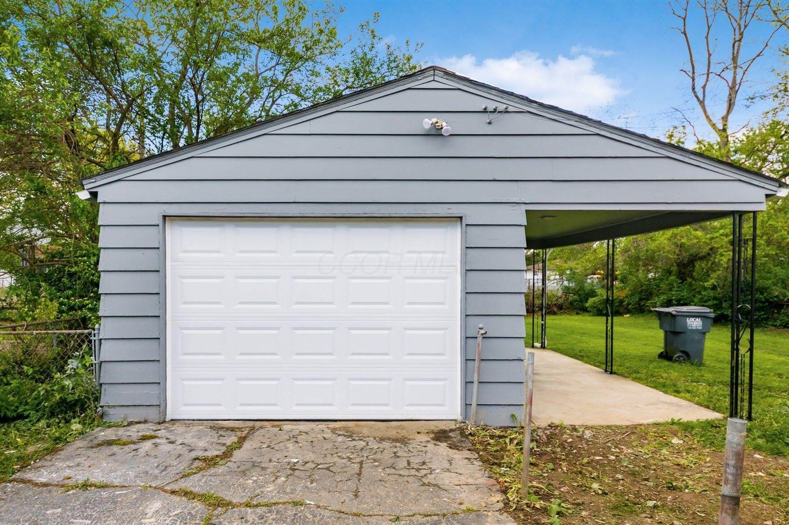 3573 Liv Moor Drive, Columbus, OH 43227