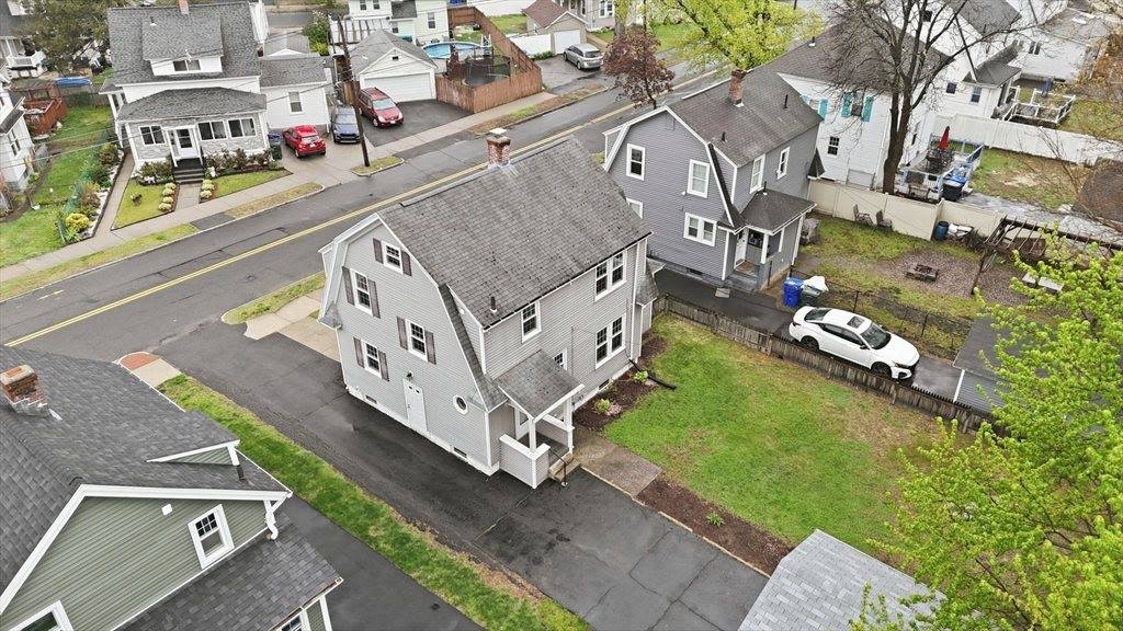 77 Dorset St, Springfield, MA 01108