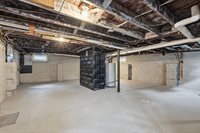 77 Dorset St, Springfield, MA 01108