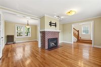 77 Dorset St, Springfield, MA 01108