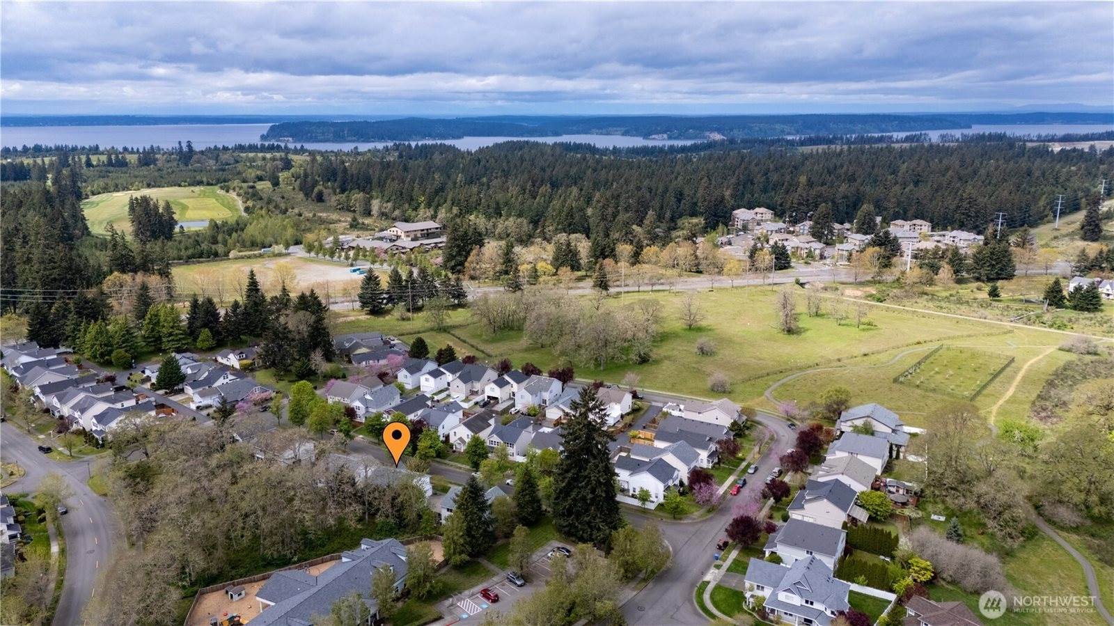 2219 Forrest St, Dupont, WA 98327