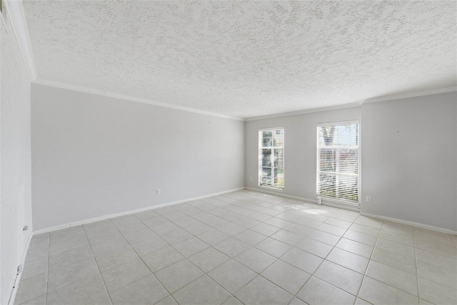 461 North Post Oak Lane, Houston, TX 77024