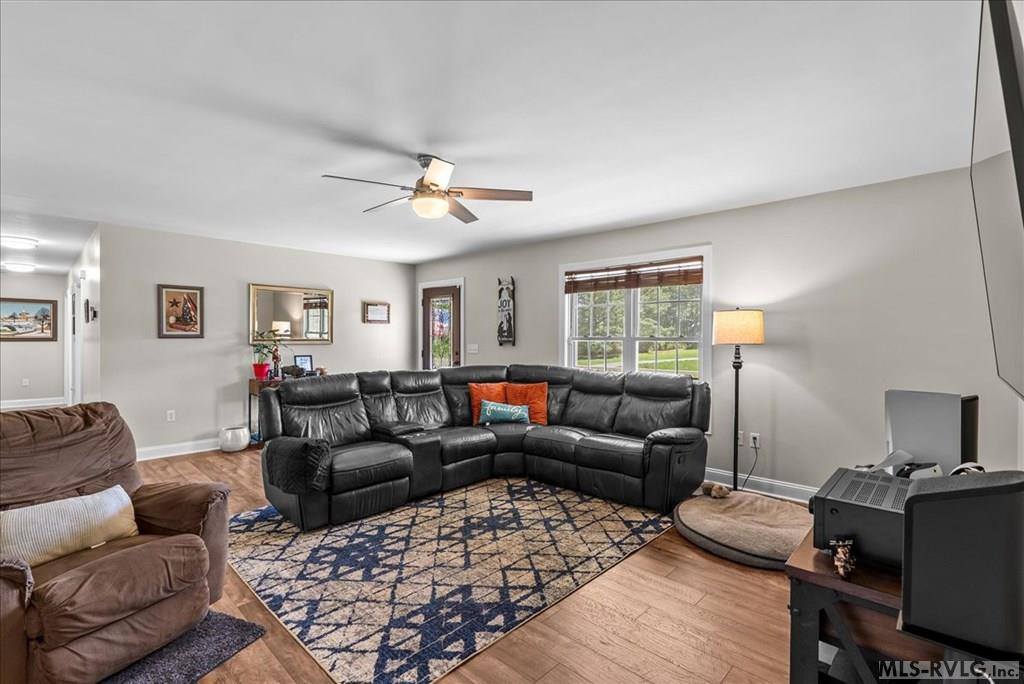 3985 Nellie Jones Rd, La Crosse, VA 23950