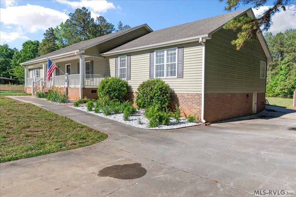 3985 Nellie Jones Rd, La Crosse, VA 23950
