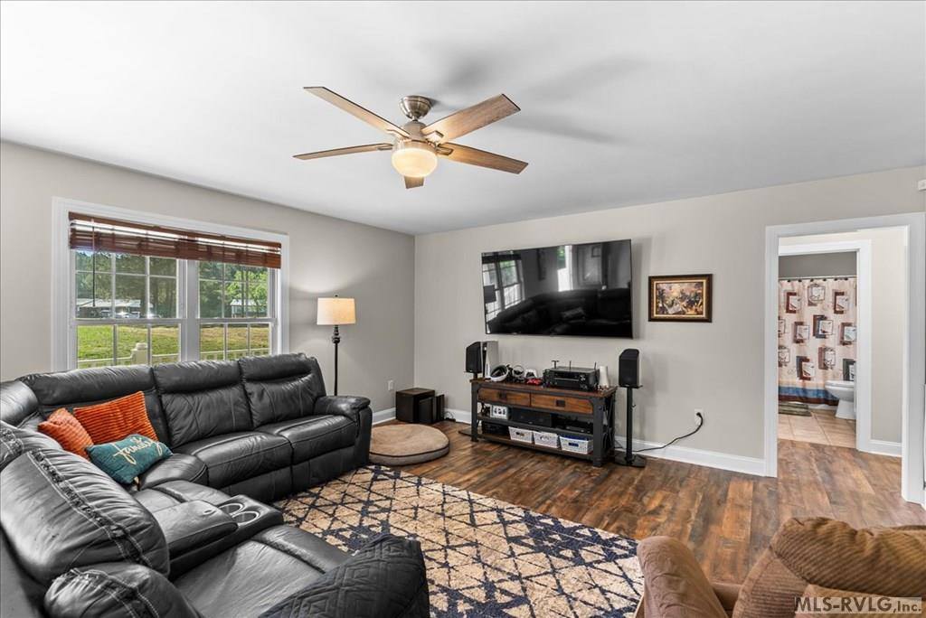 3985 Nellie Jones Rd, La Crosse, VA 23950