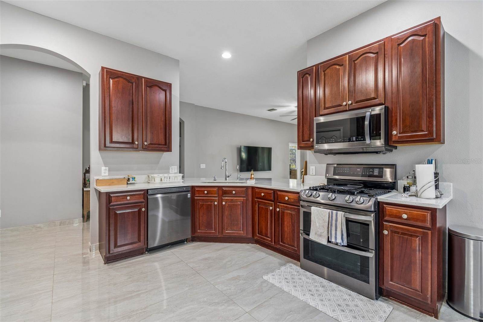 20133 Heron Crossing Drive, Tampa, FL 33647