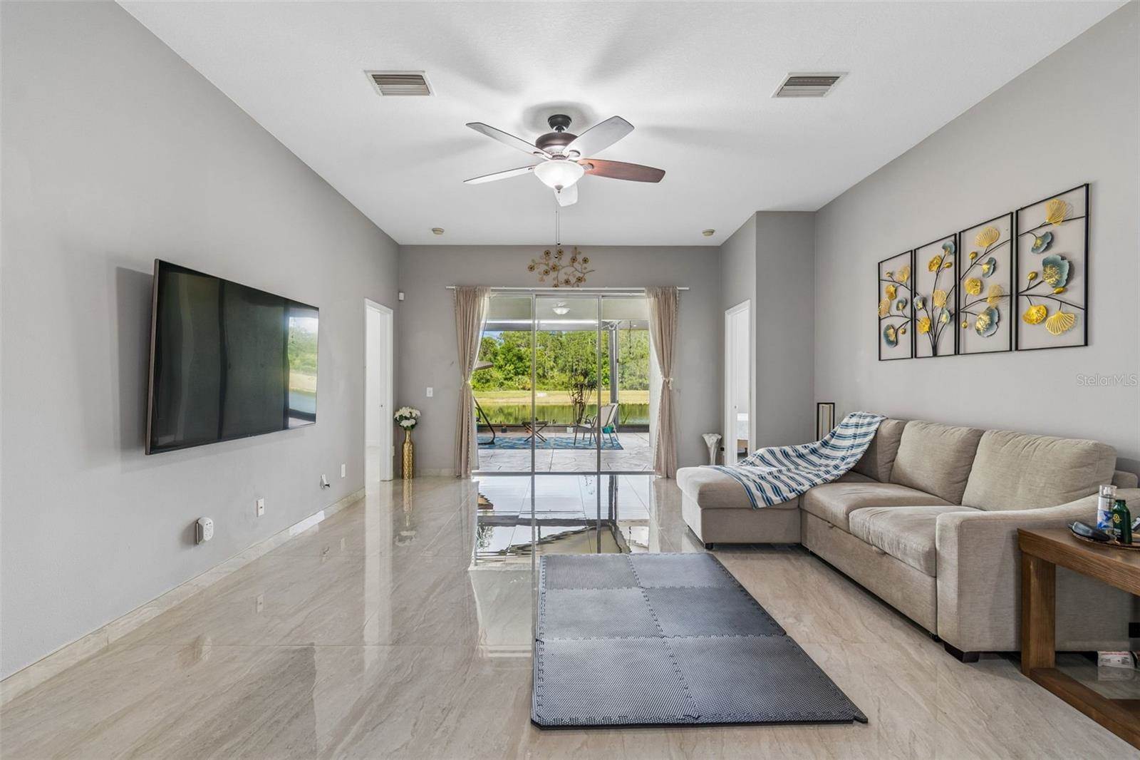 20133 Heron Crossing Drive, Tampa, FL 33647