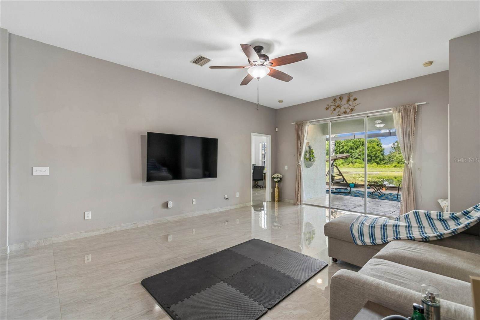 20133 Heron Crossing Drive, Tampa, FL 33647