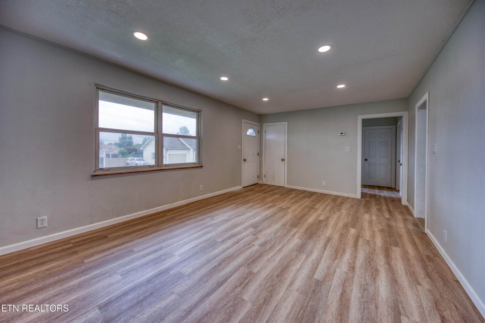 1010 West Morris St, Sweetwater, TN 37874