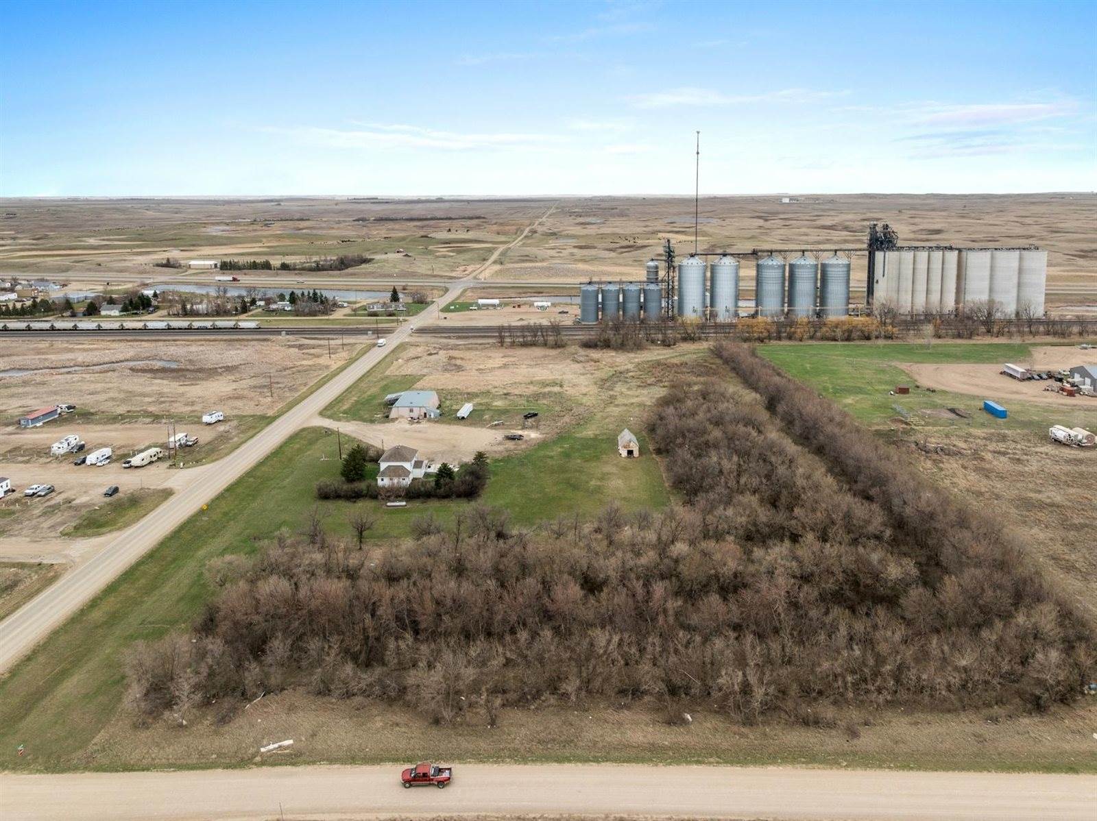 333 3rd St W, Ross, ND 58776