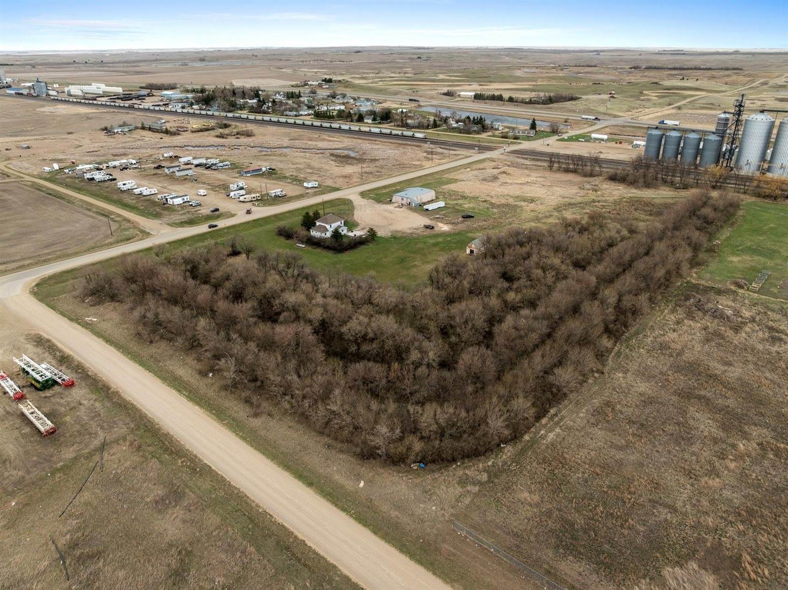 333 3rd St W, Ross, ND 58776