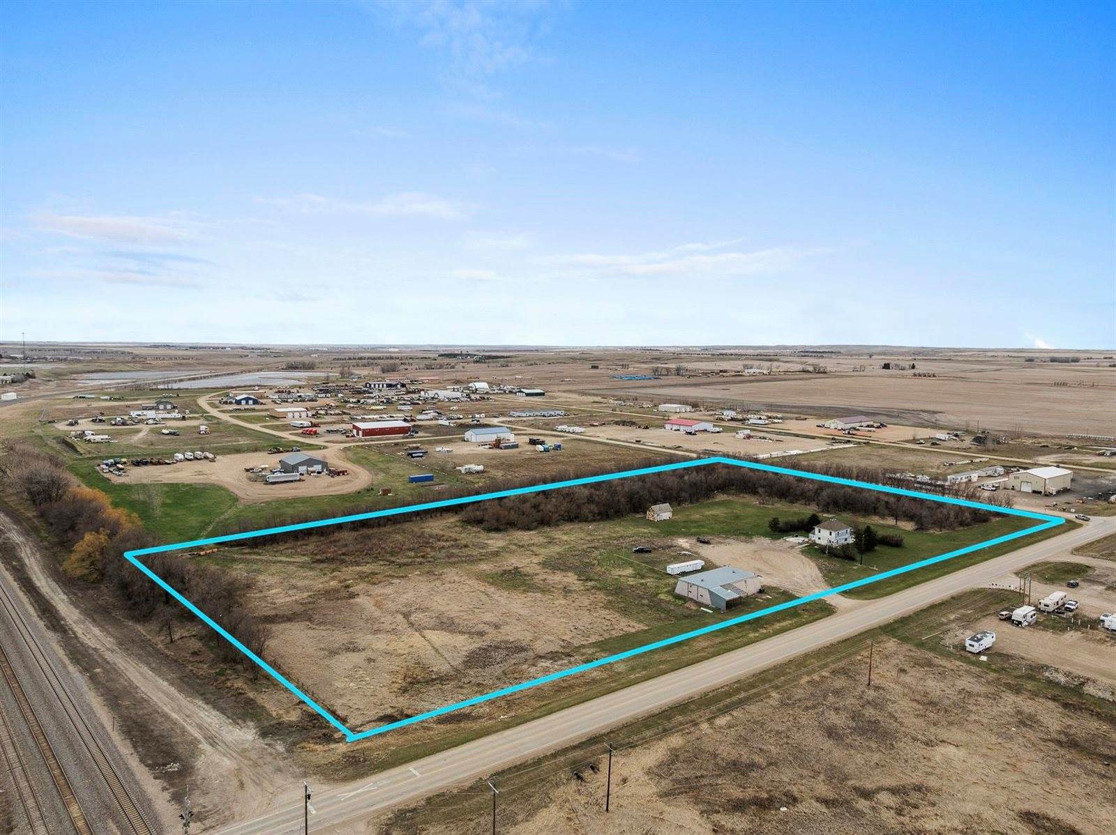 333 3rd St W, Ross, ND 58776