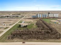 333 3rd St W, Ross, ND 58776
