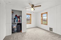 333 3rd St W, Ross, ND 58776