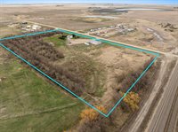 333 3rd St W, Ross, ND 58776