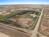333 3rd St W, Ross, ND 58776