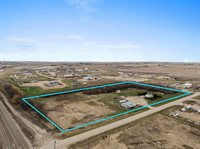 333 3rd St W, Ross, ND 58776
