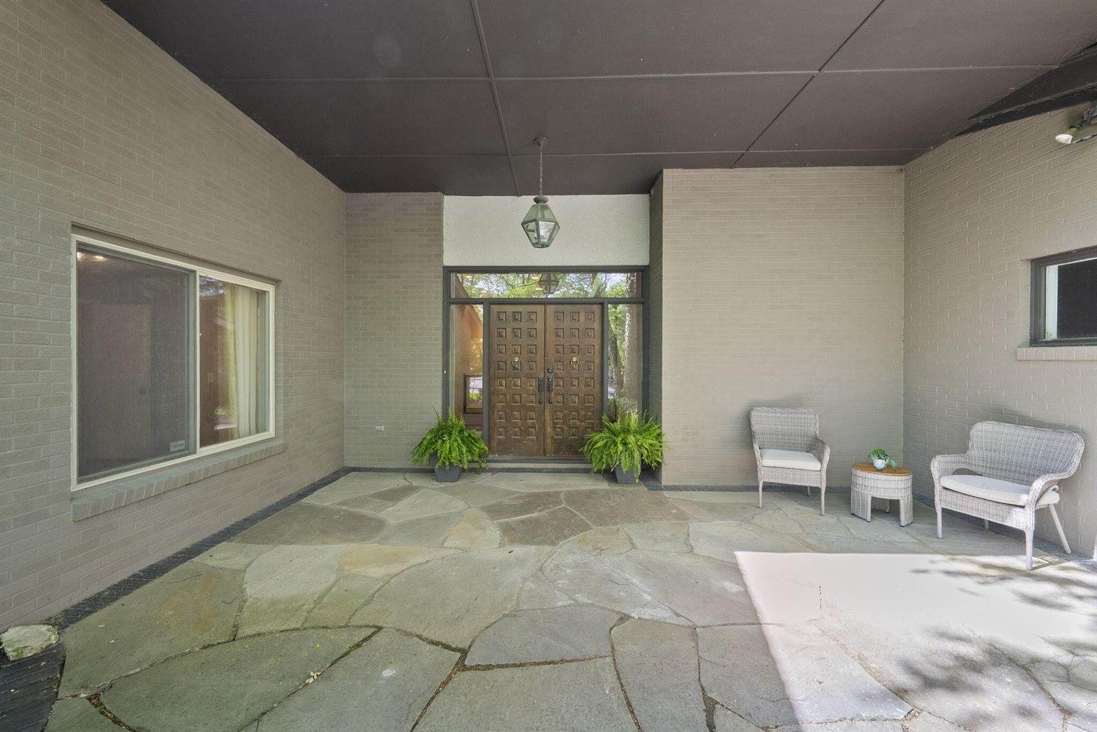 2391 Donna Drive, Columbus, OH 43220