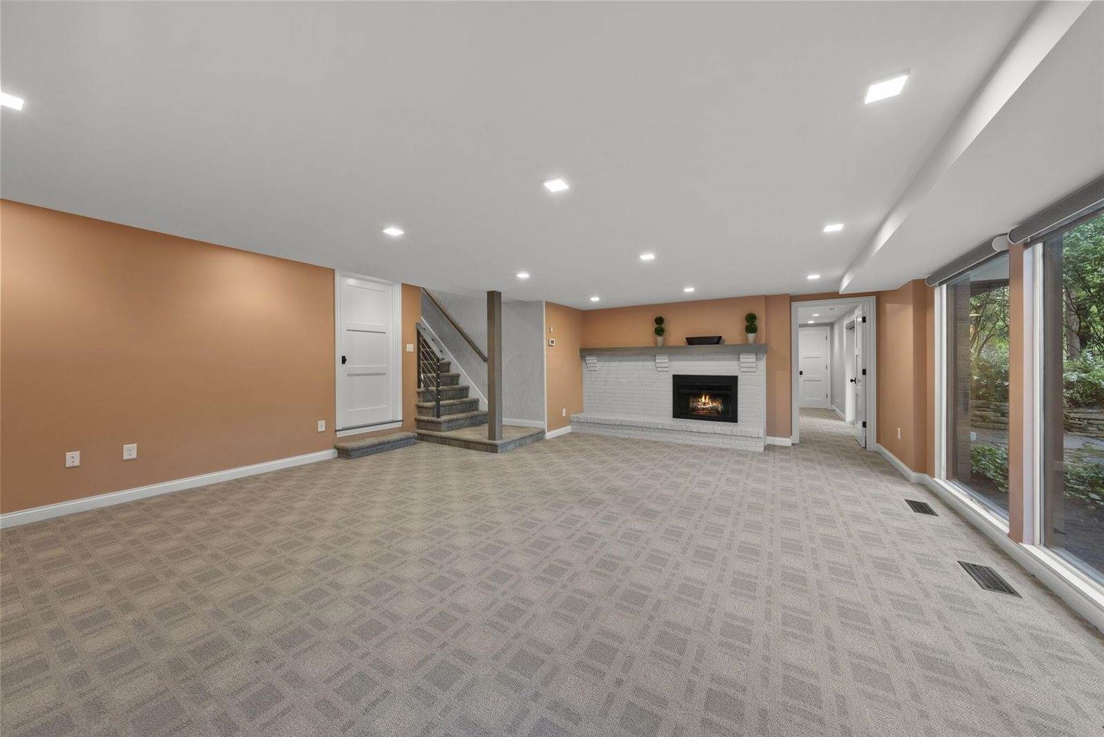 2391 Donna Drive, Columbus, OH 43220