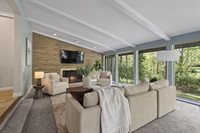2391 Donna Drive, Columbus, OH 43220