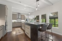 2391 Donna Drive, Columbus, OH 43220