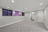 2391 Donna Drive, Columbus, OH 43220
