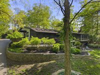 2391 Donna Drive, Columbus, OH 43220