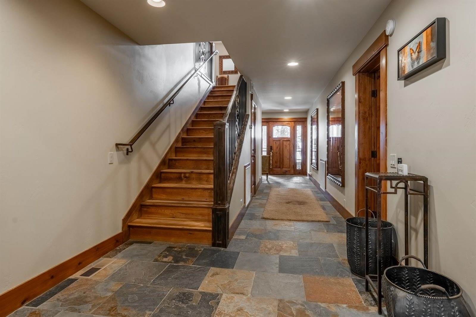 2124 Forest Trail, Mammoth Lakes, CA 93546