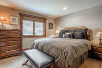 2124 Forest Trail, Mammoth Lakes, CA 93546