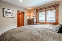 2124 Forest Trail, Mammoth Lakes, CA 93546