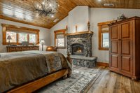2124 Forest Trail, Mammoth Lakes, CA 93546