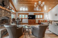 2124 Forest Trail, Mammoth Lakes, CA 93546