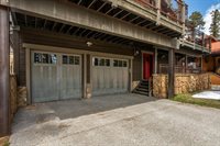 2124 Forest Trail, Mammoth Lakes, CA 93546