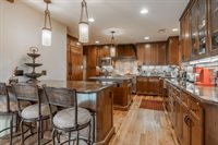2124 Forest Trail, Mammoth Lakes, CA 93546