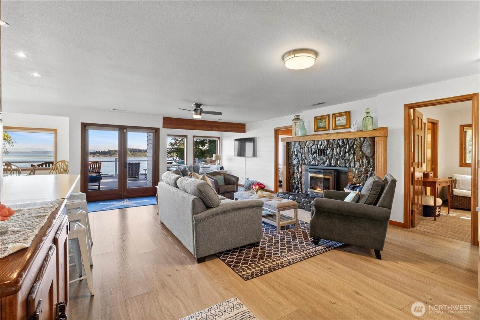 1442 Seacrest Drive, Lummi Island, WA 98262