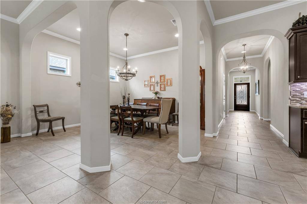 2604 Kinnersley Court, College Station, TX 77845
