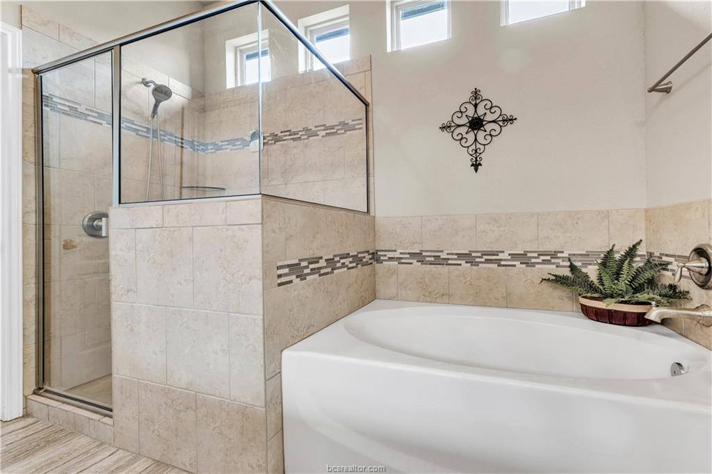 2604 Kinnersley Court, College Station, TX 77845