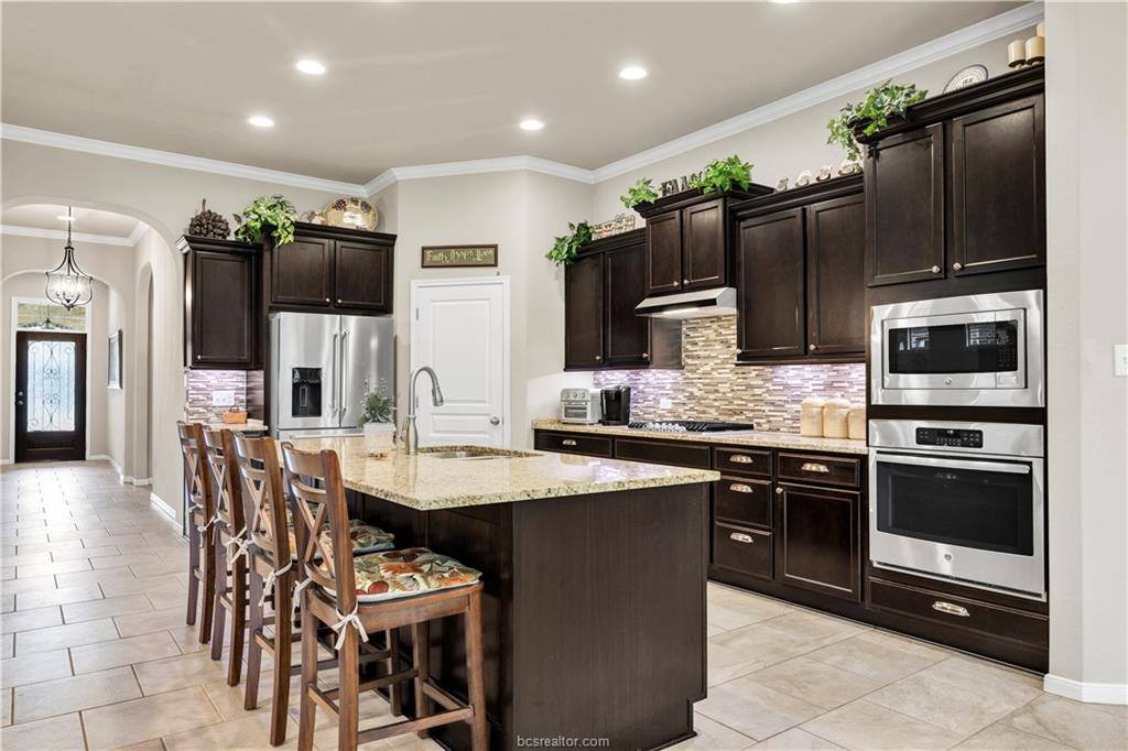 2604 Kinnersley Court, College Station, TX 77845