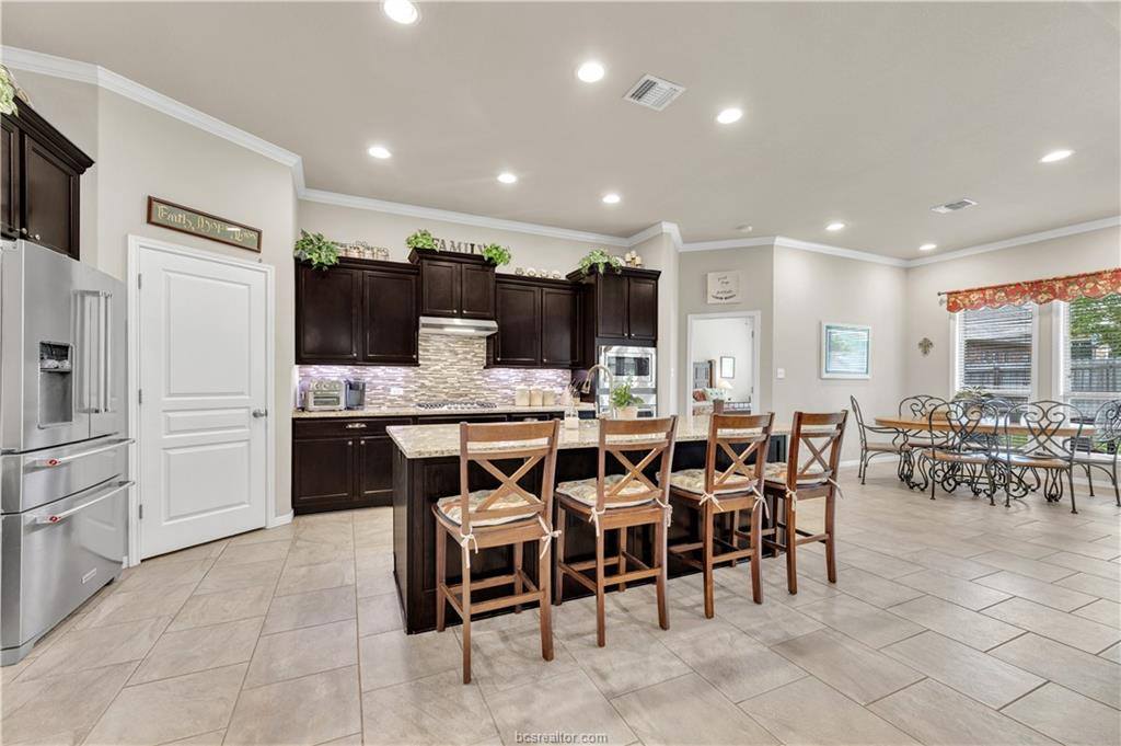 2604 Kinnersley Court, College Station, TX 77845