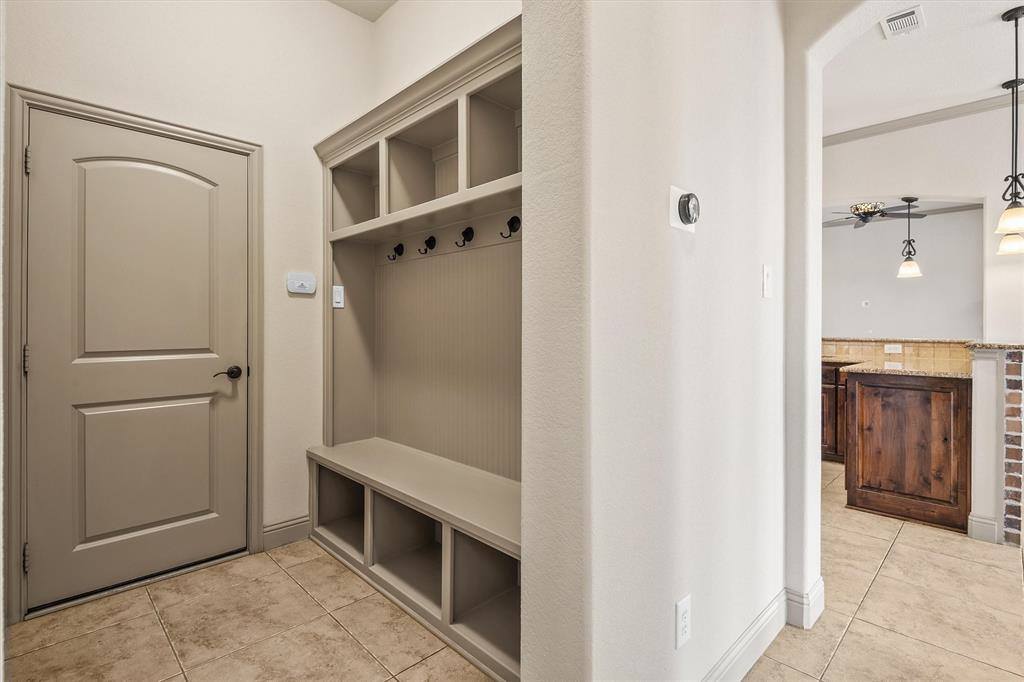 3231 Baylor Boulevard, Midlothian, TX 76065