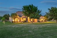 3231 Baylor Boulevard, Midlothian, TX 76065