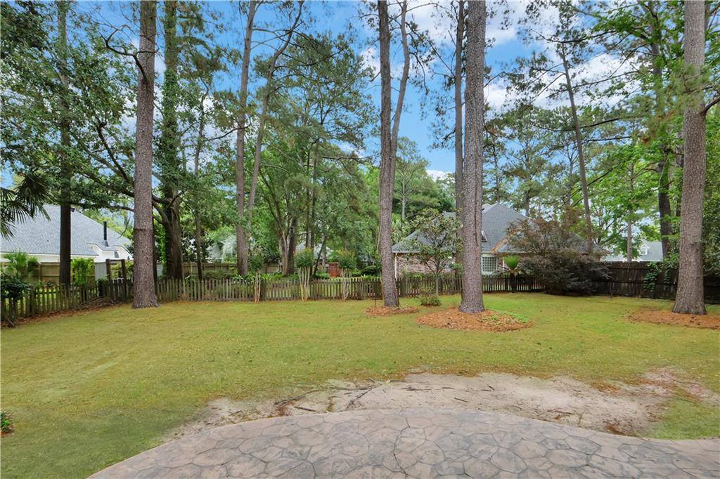 7134 Meadowbrook Drive, Mandeville, LA 70471