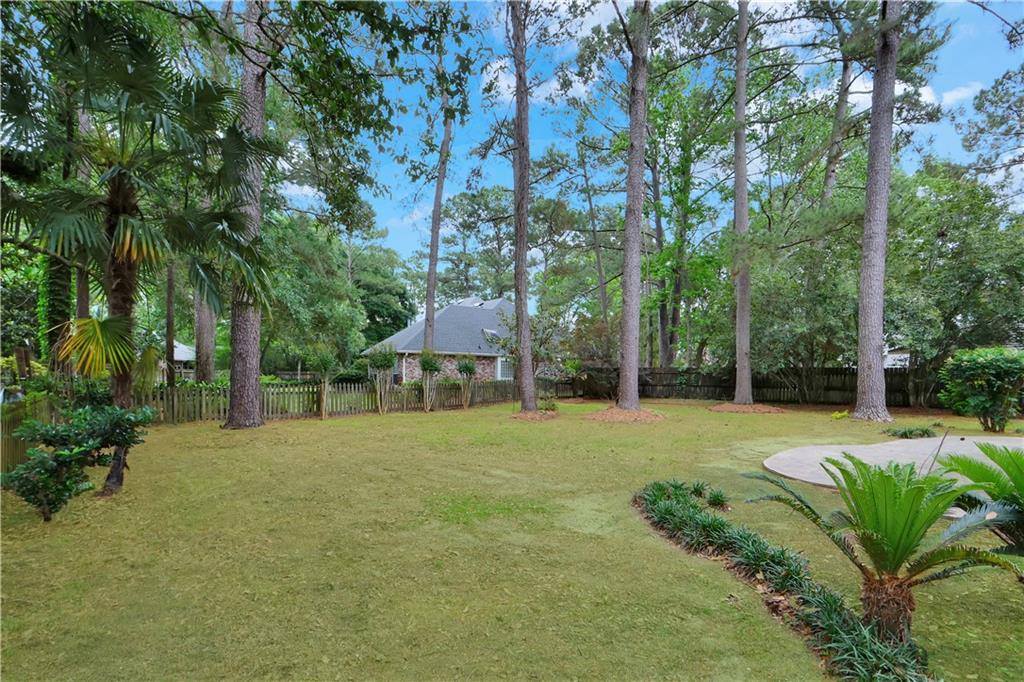 7134 Meadowbrook Drive, Mandeville, LA 70471