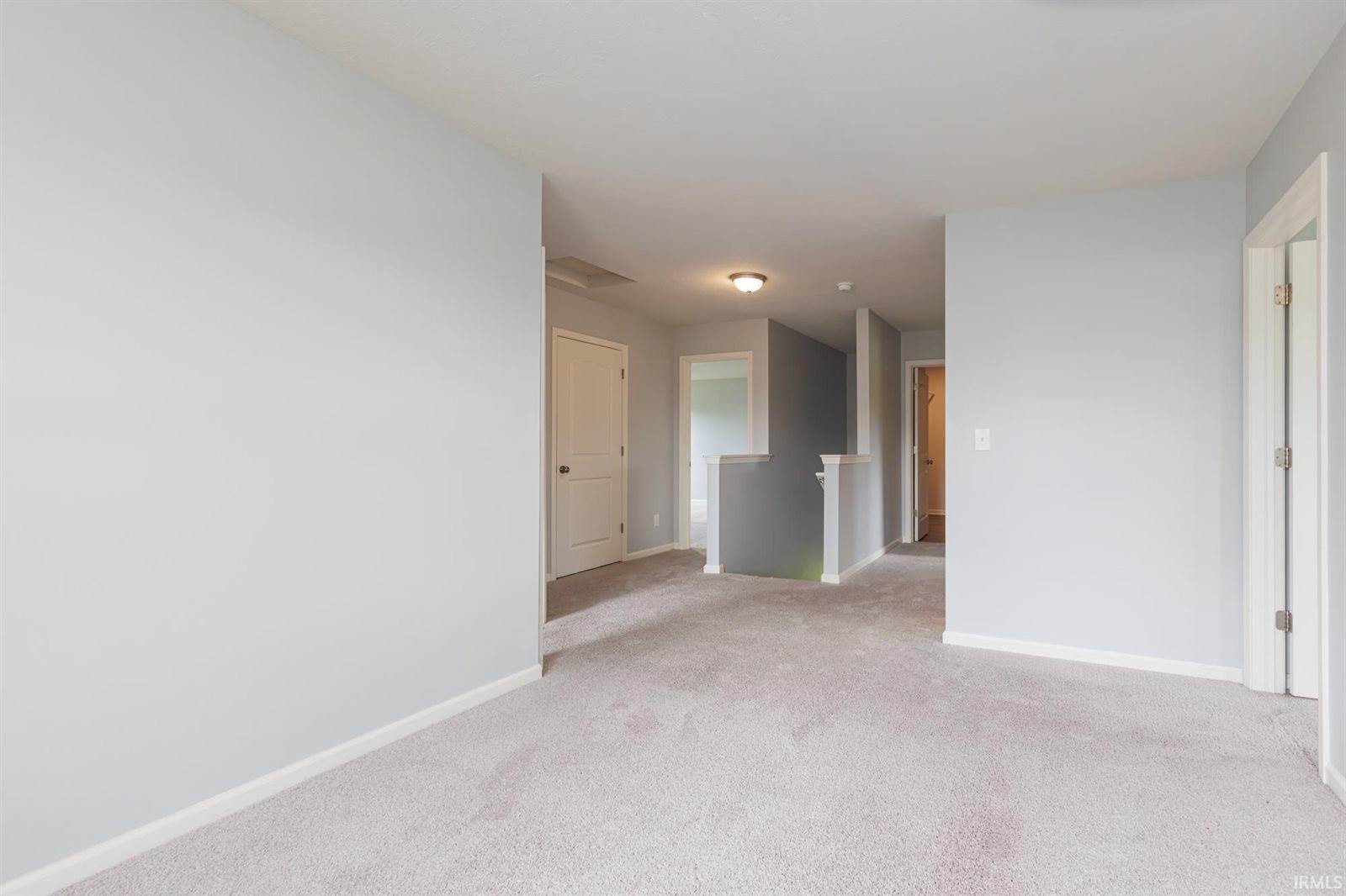2612 W Kings Canyon Drive, Muncie, IN 47303