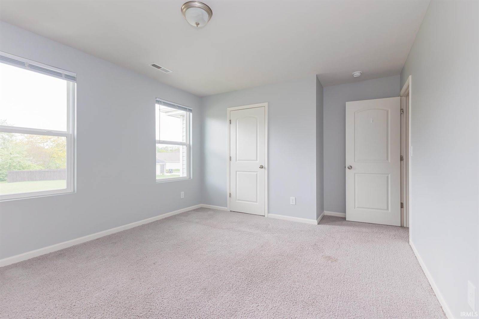 2612 W Kings Canyon Drive, Muncie, IN 47303