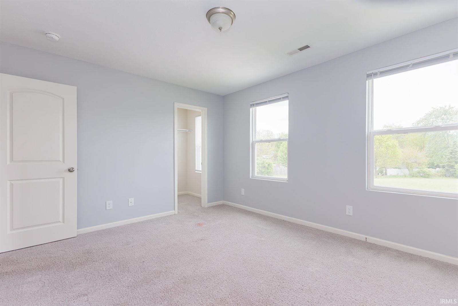 2612 W Kings Canyon Drive, Muncie, IN 47303